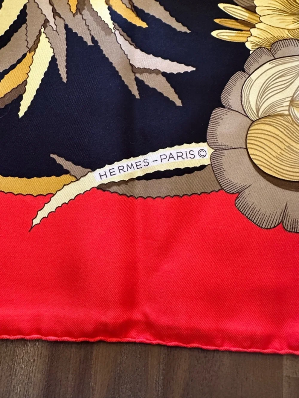 Hermes Paris Silk Scarf "Tahiti" Carre 90 designed by Caty Latham - Picture 2 of 7